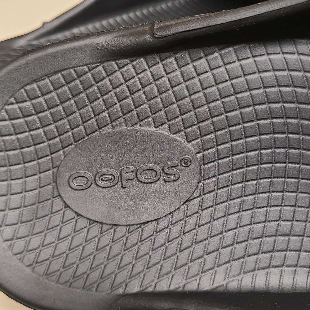 Oofos OOahh Sport Recovery Slide size 11 - Picture 8 of 10